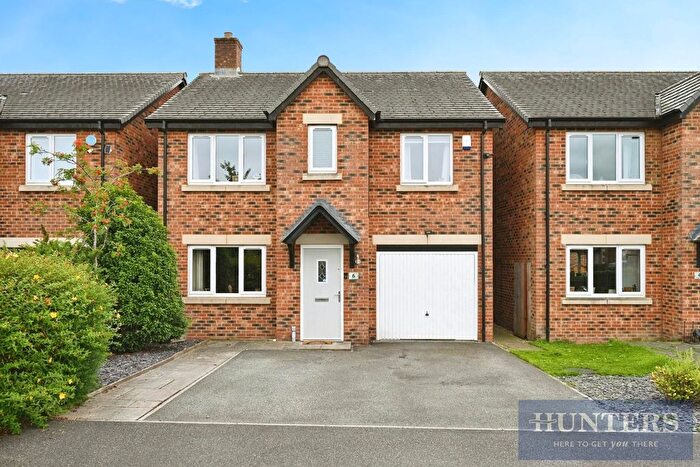 4 Bedroom Detached House For Sale In Edison Way, Guiseley, Leeds, LS20