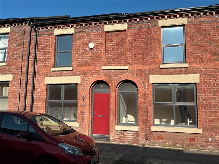 3 Bedroom Terraced House To Rent In Powis Street, Liverpool, Merseyside, L8