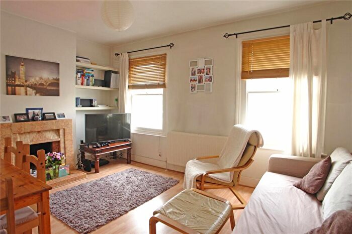 1 Bedroom Apartment To Rent In Ulverscroft Road, East Dulwich, London, SE22