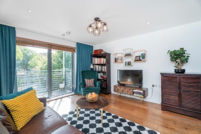 2 Bedroom Flat For Sale In Elder Road, West Norwood, London, SE27