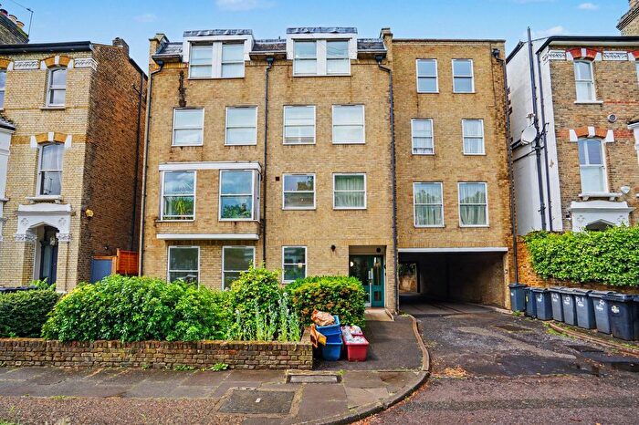 Studio For Sale In Marlborough Road, London, W4