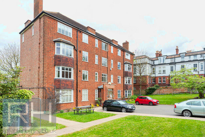 1 Bedroom Apartment To Rent In Haslemere Road, Crouch End, London, N8