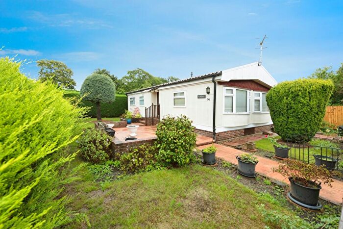 2 Bedroom Park Home For Sale In Laburnum Court, Smallfield, Horley, RH6