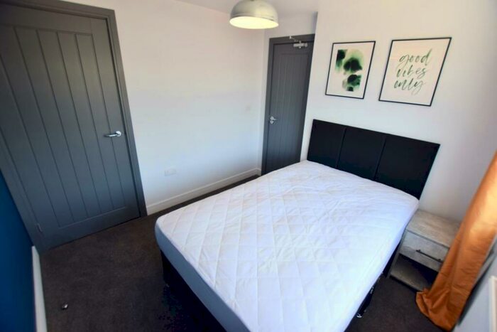 1 Bedroom Property To Rent In Tarrant Walk Walsgrave, Coventry West Midlands - Double Room Close To Uhcw, CV2