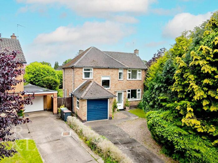 3 Bedroom Detached House For Sale In Shelford Close, Beeston, Nottingham, NG9