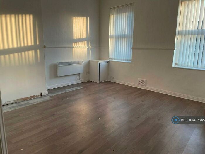 1 Bedroom Flat To Rent In Stanley Road, Bootle, L20