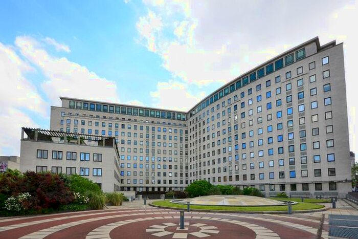 Studio To Rent In Whitehouse Apartments, Waterloo, London, SE1