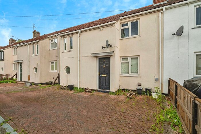 3 Bedroom Terraced House For Sale In Gipsy Close, Norwich, NR5