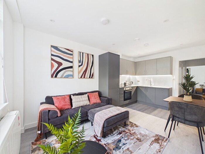 1 Bedroom Flat To Rent In Virginia House, - Station Road, Egham, Surrey, TW20