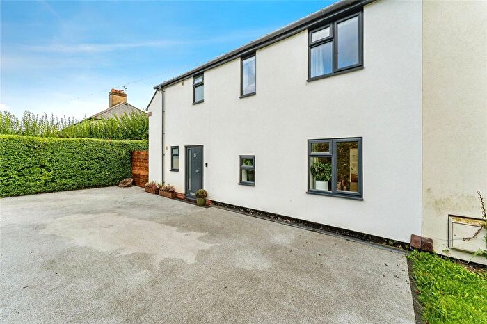 4 Bedroom Semi-Detached House For Sale In Cambridge Road, Milton, Cambridgeshire, CB24