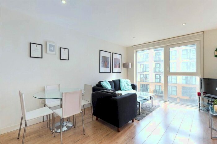 2 Bedroom Flat To Rent In Hudson Building, London, SE10