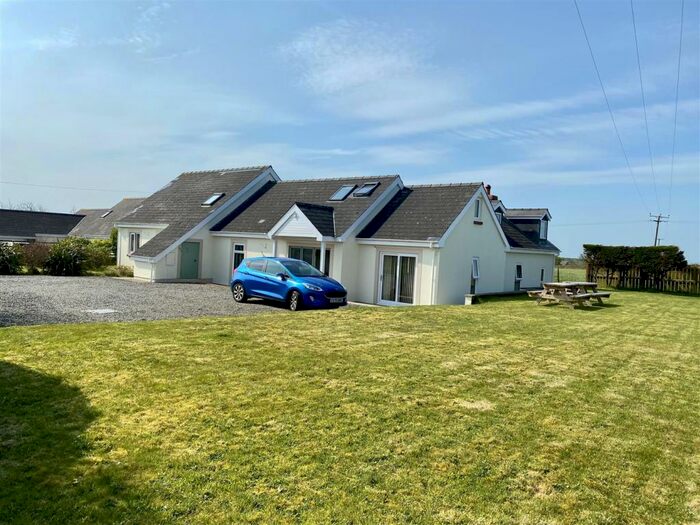 5 Bedroom Detached Bungalow For Sale In Erinfa, Croesgoch, Haverfordwest, SA62