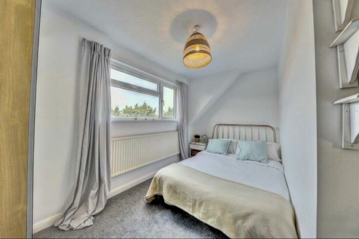 2 Bedroom Detached Bungalow To Rent In Love Lane, Iver, Buckinghamshire, SL0