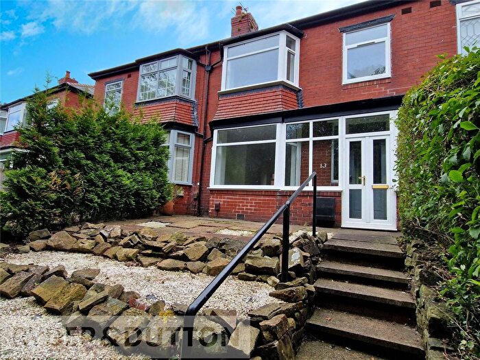 3 Bedroom Town House To Rent In Springbank, Chadderton, Oldham, Greater Manchester, OL9