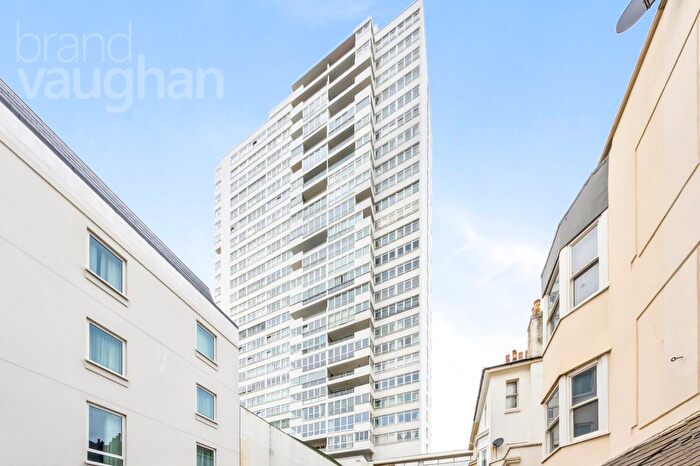 2 Bedroom Flat For Sale In St. Margarets Place, Brighton, BN1