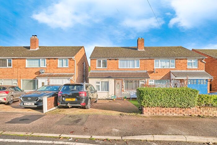 3 Bedroom Semi Detached House For Sale In Leyfields, Lichfield, Staffordshire, WS13