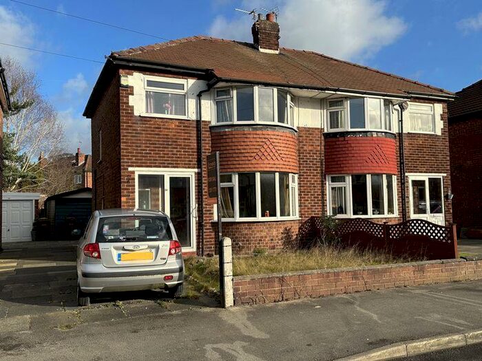 3 Bedroom SemiDetached House For Sale In Kenilworth Road, Cheadle