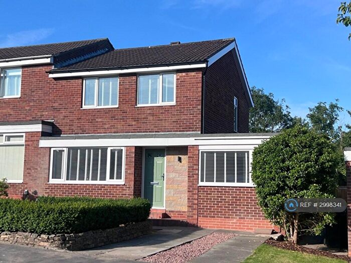 4 Bedroom Semi-Detached House To Rent In Wilmington Close, Newcastle Upon Tyne, NE3