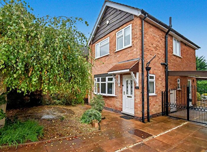 3 Bedroom Detached House For Sale In Cadgwith Drive, Allestree, Derby, DE22