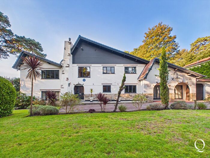 5 Bedroom Detached House For Sale In Leven Avenue, Talbot Woods, BH4