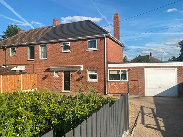 3 Bedroom Semi-Detached House For Sale In Everard Road, Tongue End, Spalding, PE11