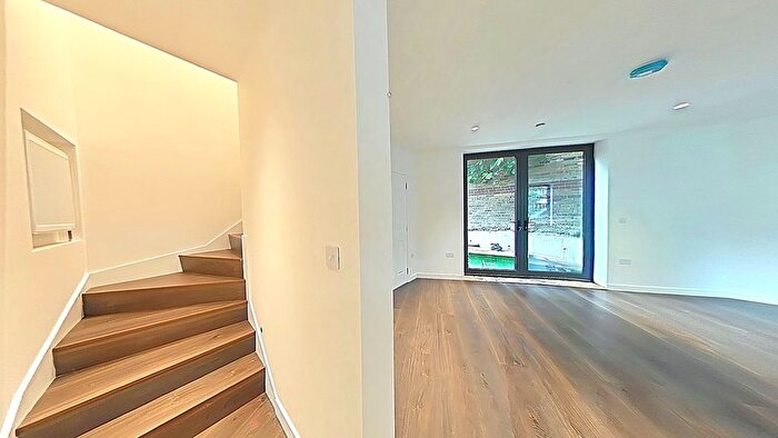 2 Bedroom Detached House For Sale In Cassland Road, London, Greater London, E9