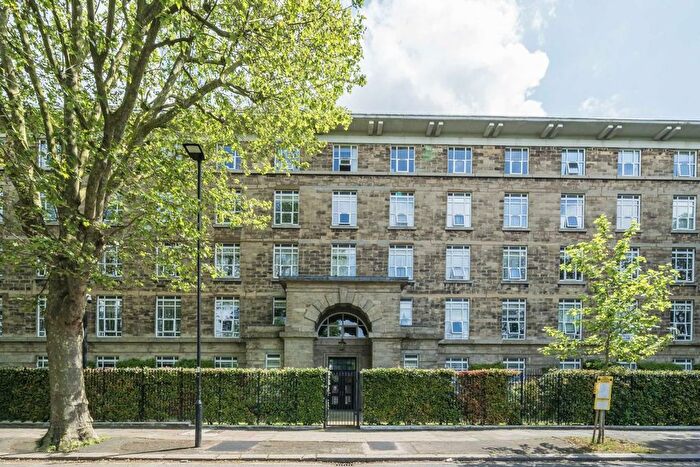 2 Bedroom Flat To Rent In Bromyard Avenue, London, W3