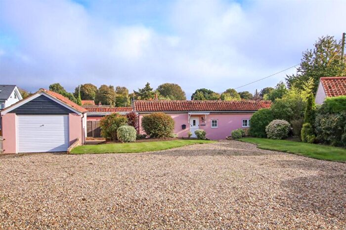 2 Bedroom Detached Bungalow For Sale In Donkey Lane, Friston, IP17