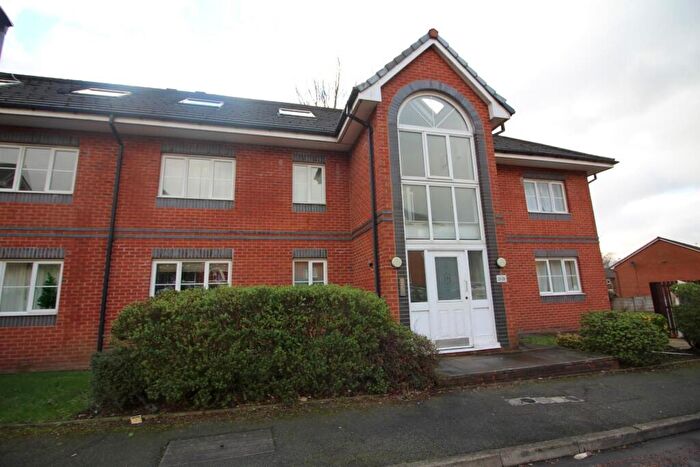 2 Bedroom Apartment To Rent In Broadoaks, Bury, BL9