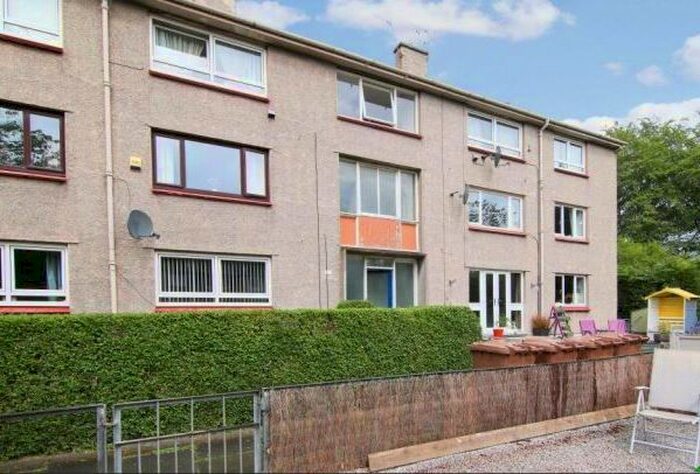 2 Bedroom Flat To Rent In , Firrhill Drive, Edinburgh, EH13