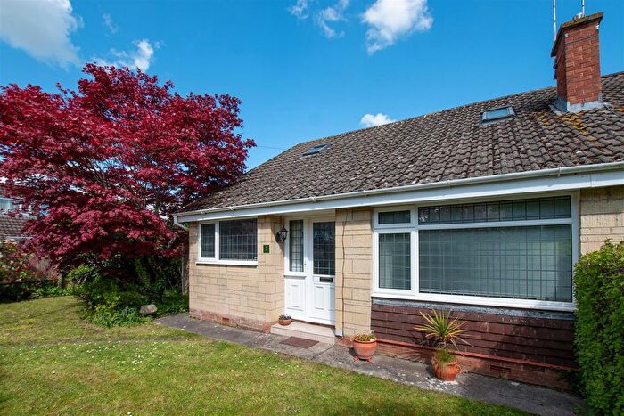 2 Bedroom Semi Detached Bungalow For Sale In Golf Club Lane, Saltford, Bristol, BS31