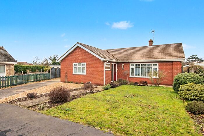 3 Bedroom Detached Bungalow For Sale In Strachan Close, Heacham, PE31