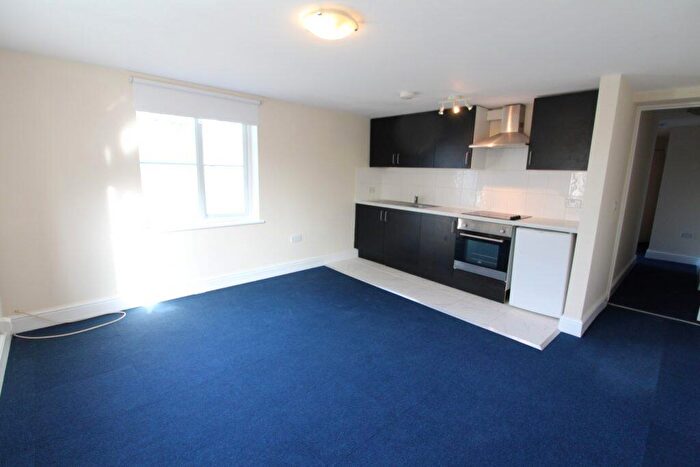 1 Bedroom Flat To Rent In Park Road, High Barnet, EN5