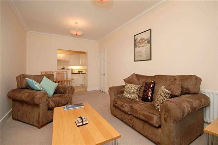 2 Bedroom Flat To Rent In Ormond House, Medway Street, Westminster, London, SW1P