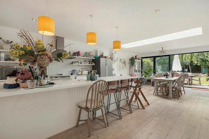 4 Bedroom Property To Rent In Elsenham Street, Southfields, London, SW18