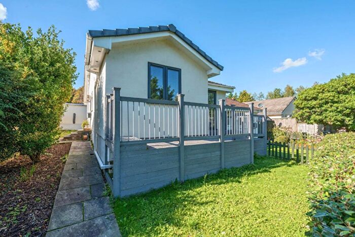 2 Bedroom Semi-Detached Bungalow For Sale In Oakdale Avenue, Swimbridge, EX32