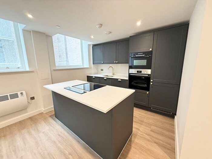 1 Bedroom Flat To Rent In Eastlake Road, London, SE5