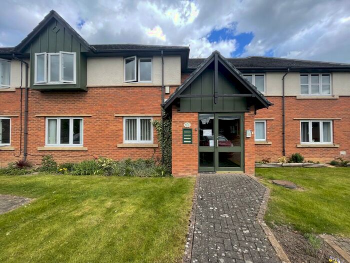 1 Bedroom Apartment To Rent In Haven Gardens, Eastbourne - Darlington, DL1