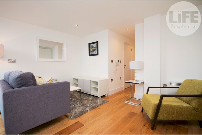 Studio To Rent In Trident House, 76 Station Road, Hayes, Middlesex UB3