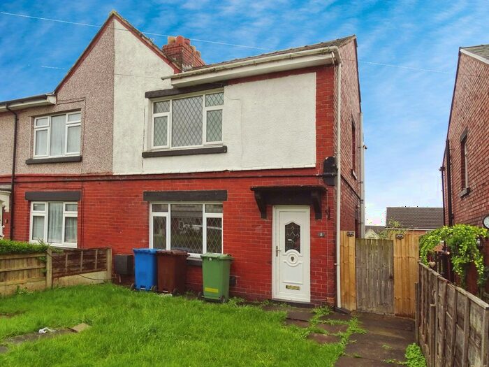 3 Bedroom Semi-Detached House To Rent In The Avenue, Standish Lower Ground, Wigan, WN6