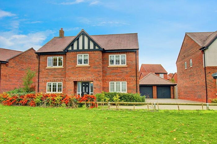 5 Bedroom Detached House For Sale In Fleming Drive, Lichfield, WS13