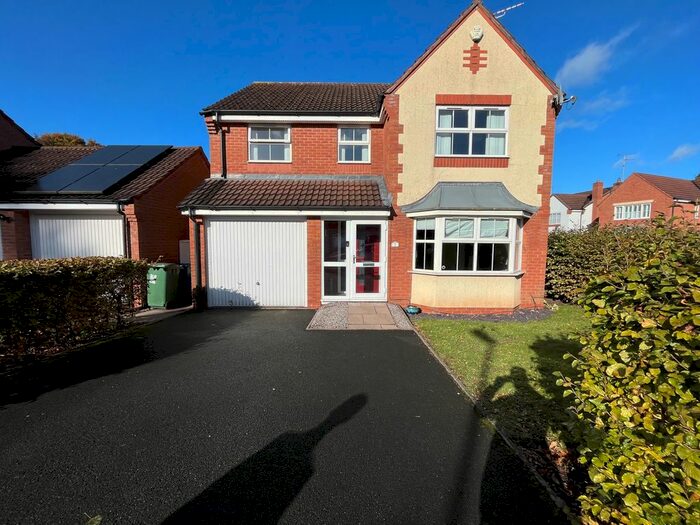4 Bedroom Property To Rent In Chestnut Drive, Stafford, ST17