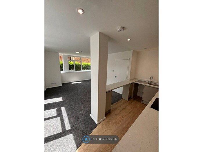 2 Bedroom Flat To Rent In Parkside, Cambridgeshire, PE29