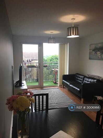 2 Bedroom Flat To Rent In Homesdale Road, Bromley, BR2