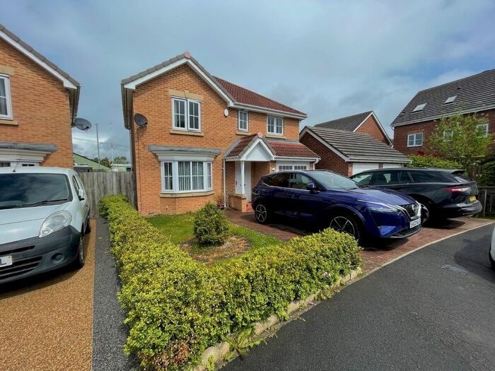 4 Bedroom Detached House To Rent In Fenwick Way, Consett, DH8