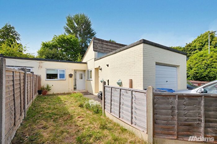 3 Bedroom Terraced Bungalow For Sale In Fenwick Lane, Runcorn, WA7