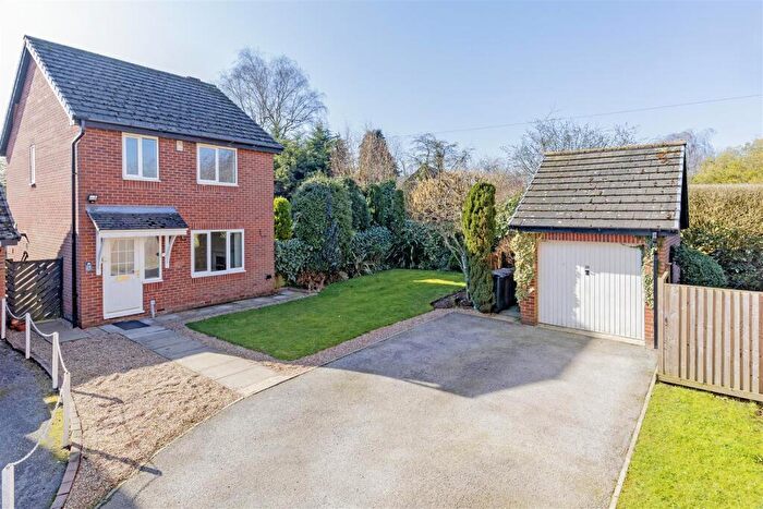 3 Bedroom Detached House For Sale In Old School Lane, Calow, Chesterfield, S44