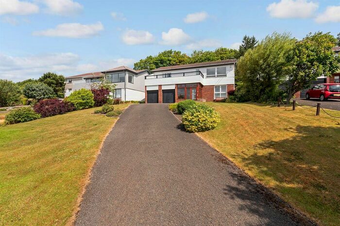 4 Bedroom Detached House For Sale In West Harbour Road, Charlestown, KY11