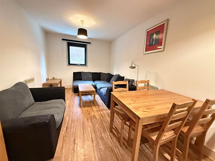 2 Bedroom Flat For Sale In Fresh, Chapel St, Salford, M3