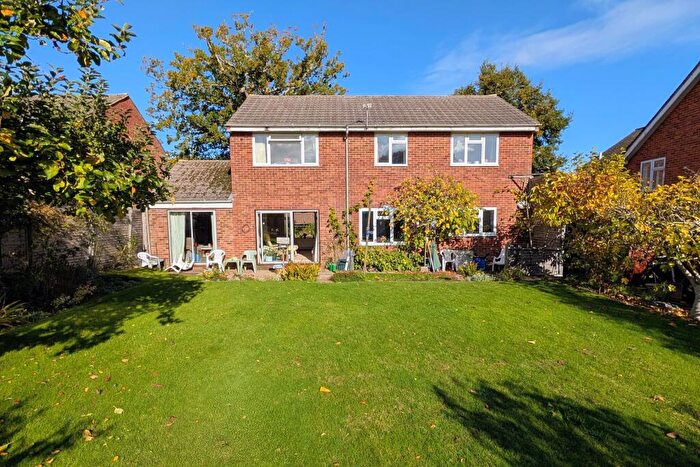 4 Bedroom Detached House For Sale In Blackbrook Park Avenue, Fareham, PO15